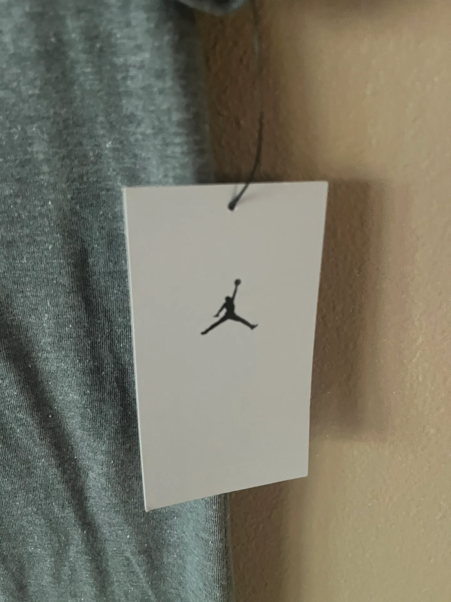 retro 1 bred shirt - Image 4