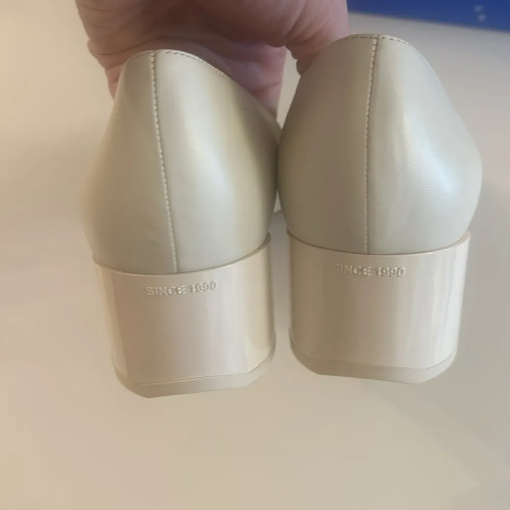 NEW Franco Sarto Women's White Natalia Classic Leather Pump Heels Size 10 - Image 5