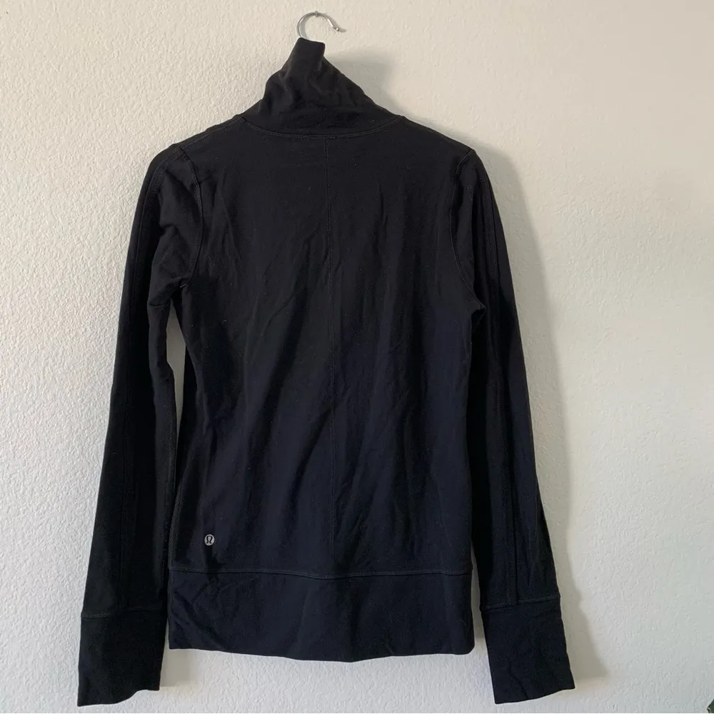 Lululemon  Jacket - Image 3