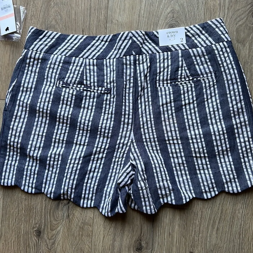 CROWN & IVY Striped‎ Shorts Size 2 NWT - Image 2