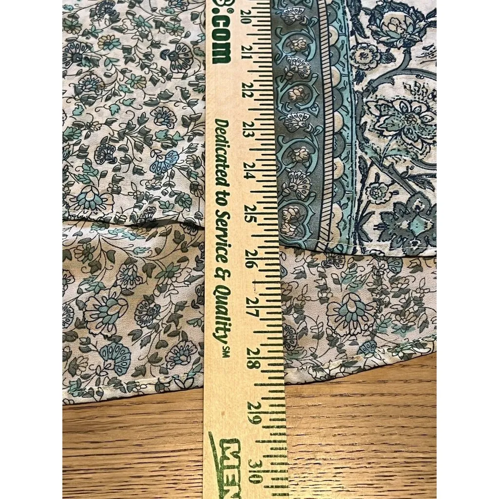 Soft Surroundings Top Women Size‎ Medium Pullover Tunic Henley Floral Roll Tab - Image 8