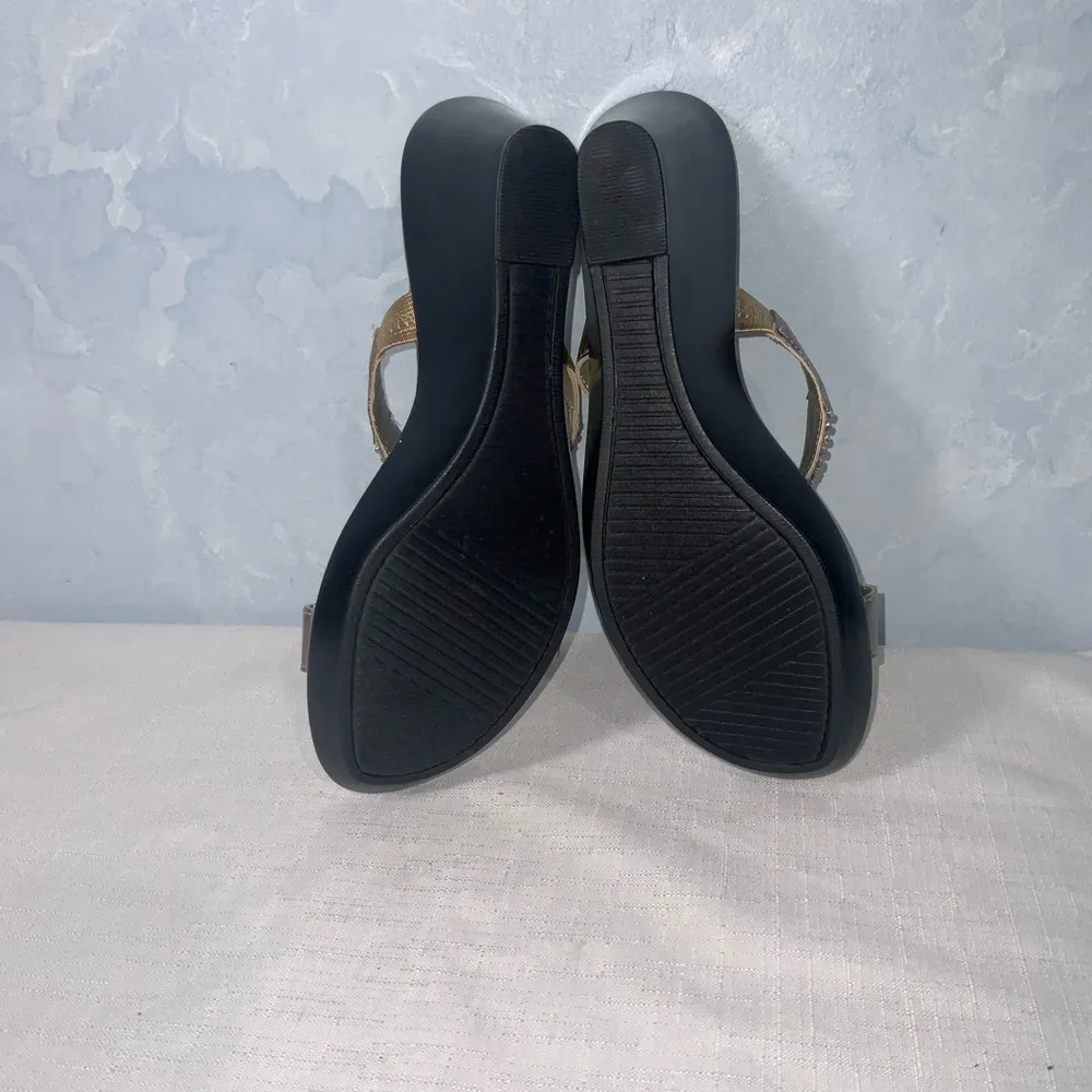 White Mountain Gold & Rhinestones Open Toe Strappy 3” Wedge Sandals Size 8 - Image 7