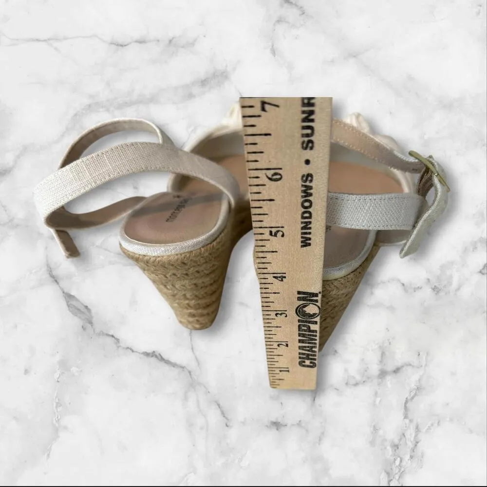 Montego Bay Club Stylish Beige Wedge Sandals with Knotted Detail Women's 9 - Image 6