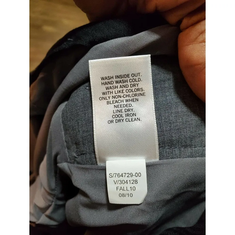 Banana Republic Women Solid Gray Wool Mid Rise Straight Legs Dress Pant Size 8P - Image 11