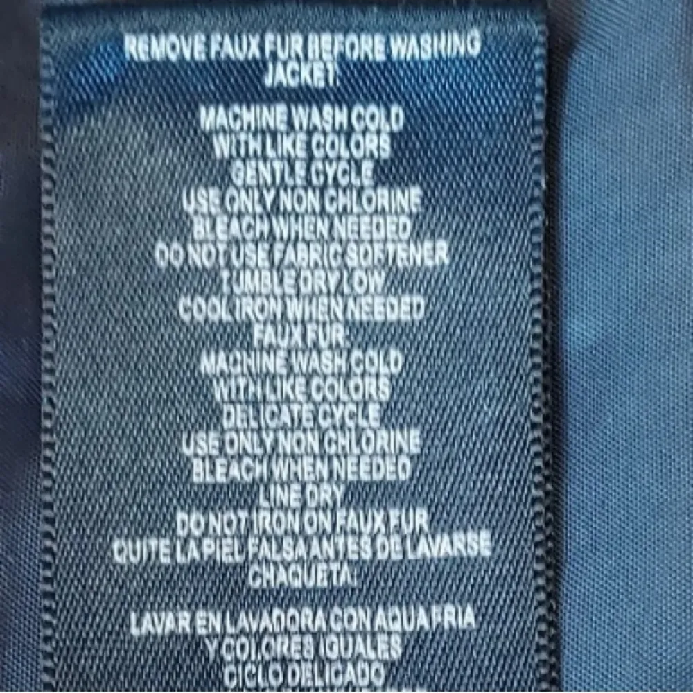 cute parka/puffer coat - Image 11