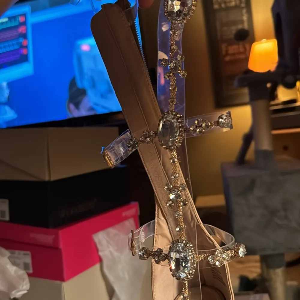 Wedges Tan Size 7.5 - Image 3