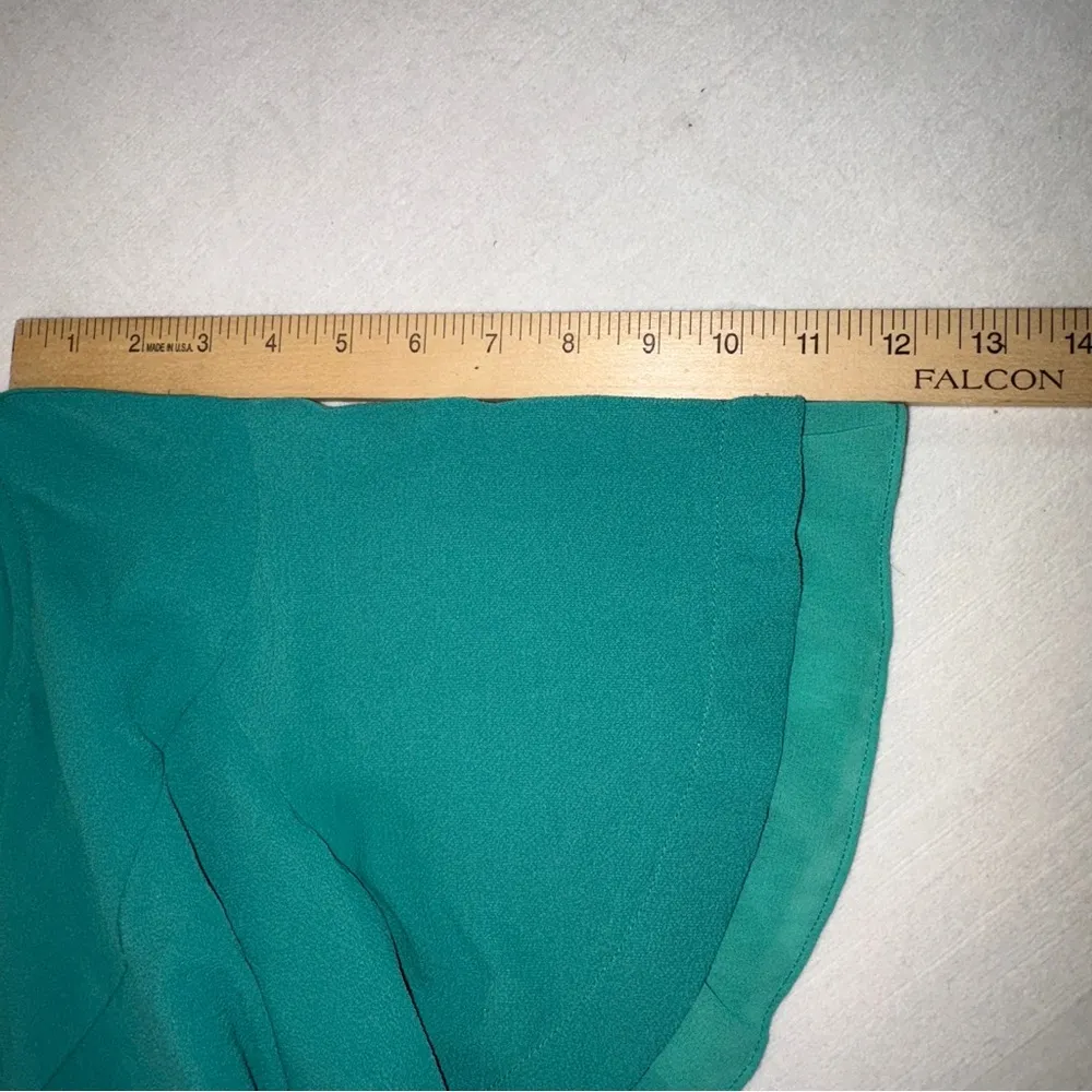 JODIFL Women’s Green Ruffled Blouse - Image 5