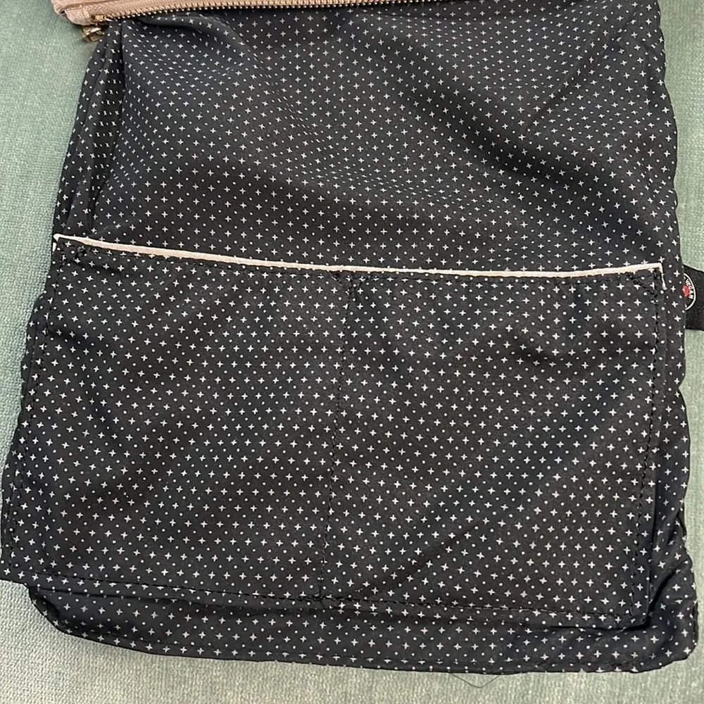 Urban Expressions Tallulah Floral Embroidered Velvet Purse - Image 9