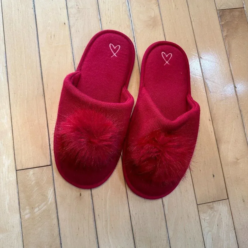 VICTORIA'S SECRET Red Sweater Knit Slipper Slides Mules with Pom - size large - Image 2