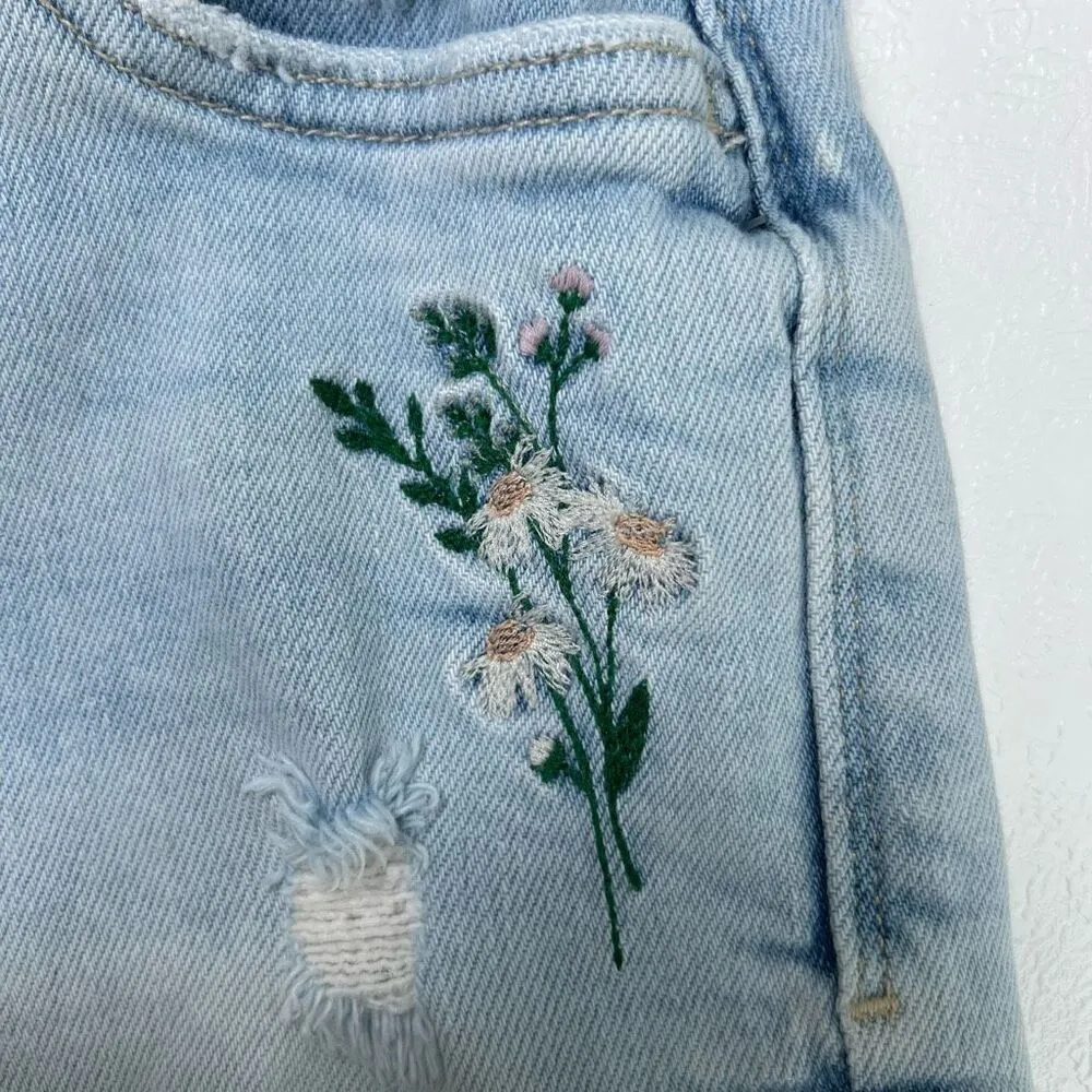 Arizona Jean Co. Women’s Mid-Rise Distressed Denim Shorts 0 Embroidered Floral C - Image 8