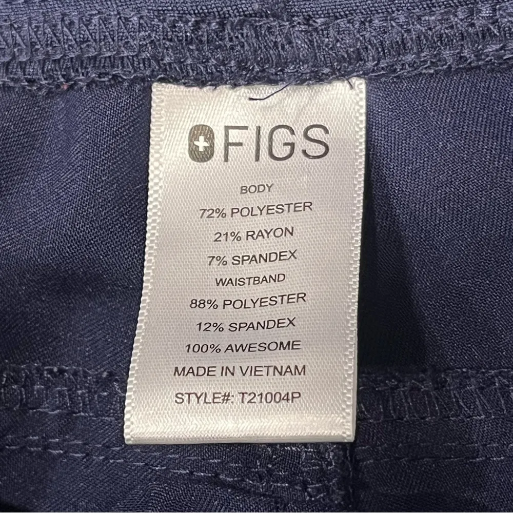 FIGS  Women’s Kade Cargo Navy Blue Scrub Pants - Image 10