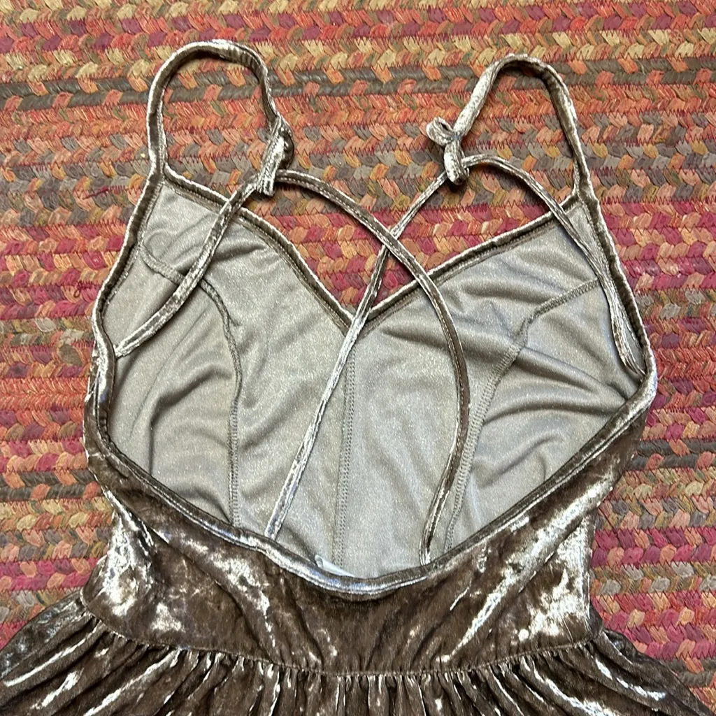 CRUSHED TAUPE BROWN VELVET CAMI ROMPER ONE PIECE - Image 6