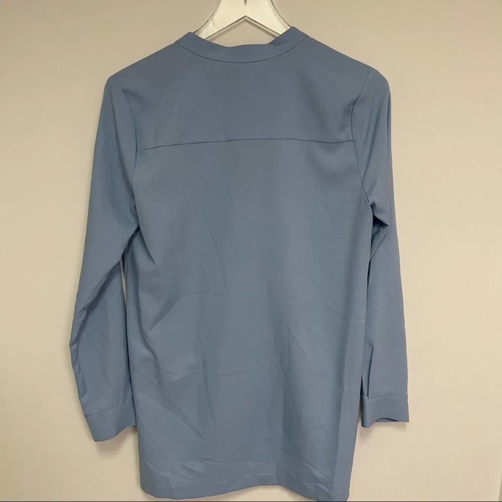 HALSTON HERITAGE Blue Wrap Blouse with Shirttail Business Office NWT Size 4 - Image 12