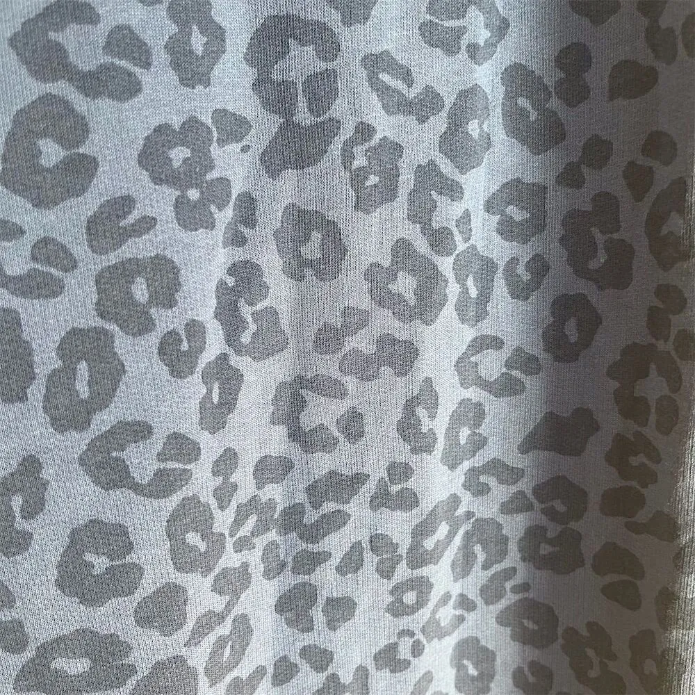 Z Supply Women's Blue Leopard Print Joggers Size Small Cozy Comfy‎ Athleisure - Image 2