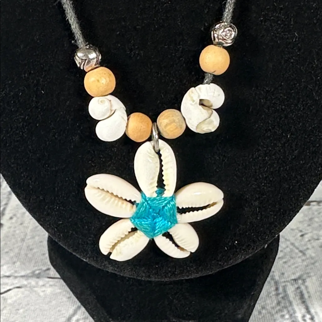 Flower Shell Necklace On Thin Rope Beach Hawaiian Bohemian Necklace 16” Tan - Image 2