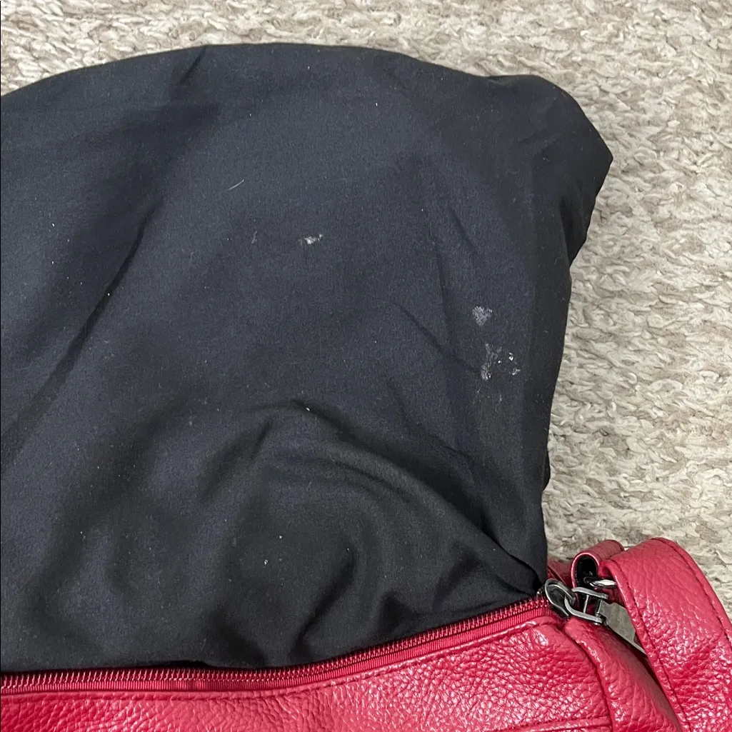 Pebbled Cherry Red Leather Crossbody Bag with Pockets & Adjustable Strap - Image 13