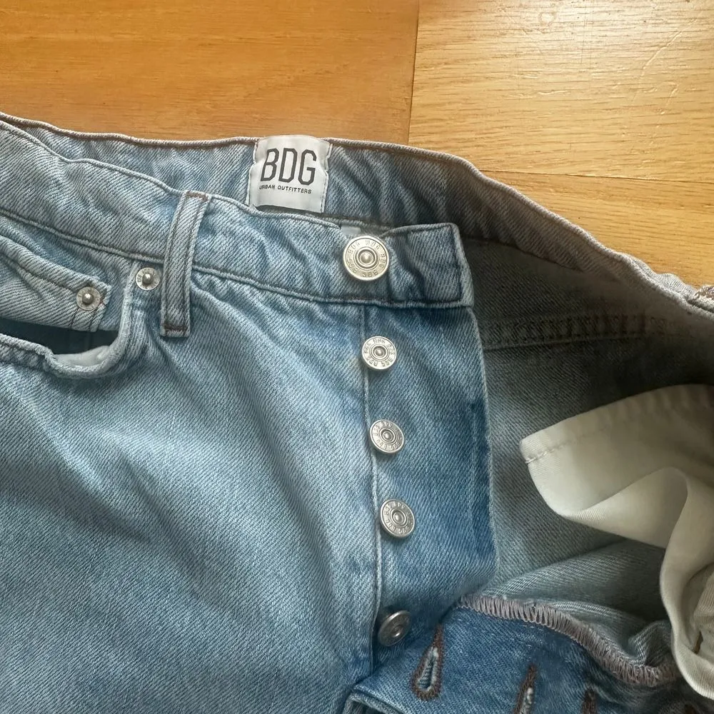 BDG Slim Straight 27-‎  Distressed High-Waist Denim Jeans - Grunge Chic Style - Image 5