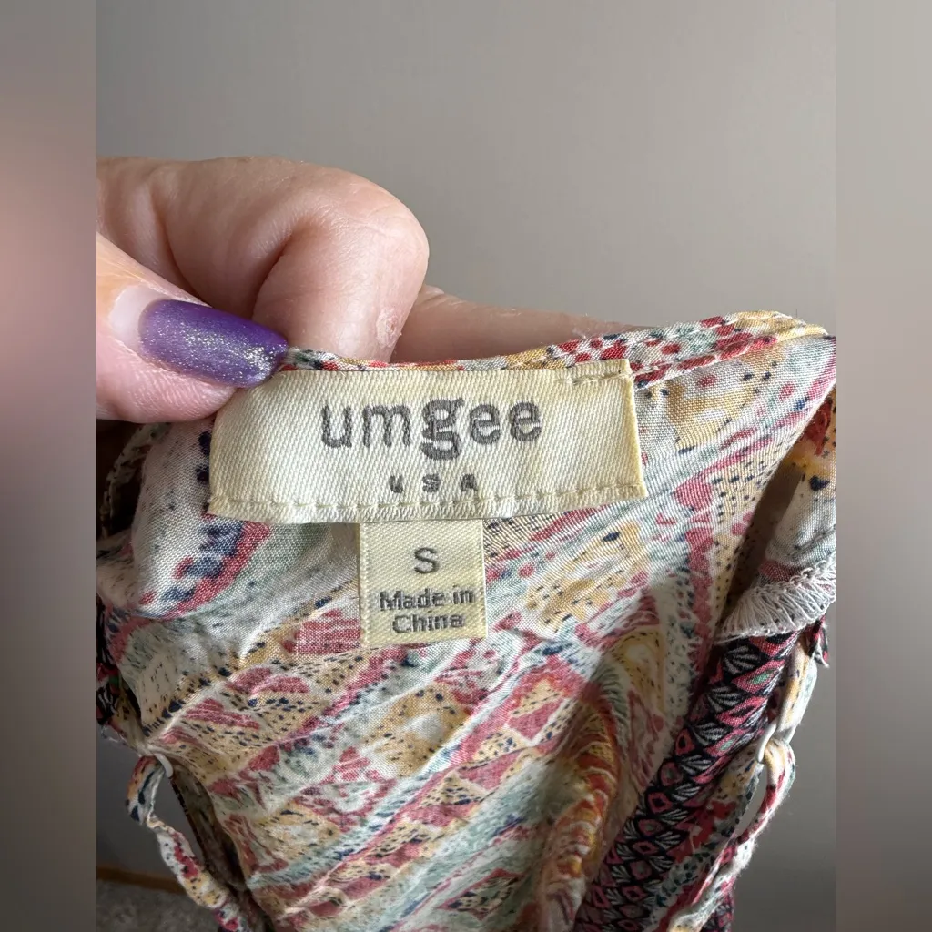 Umgee Colorful Geometric Print Blouse sleeveless size small - Image 8