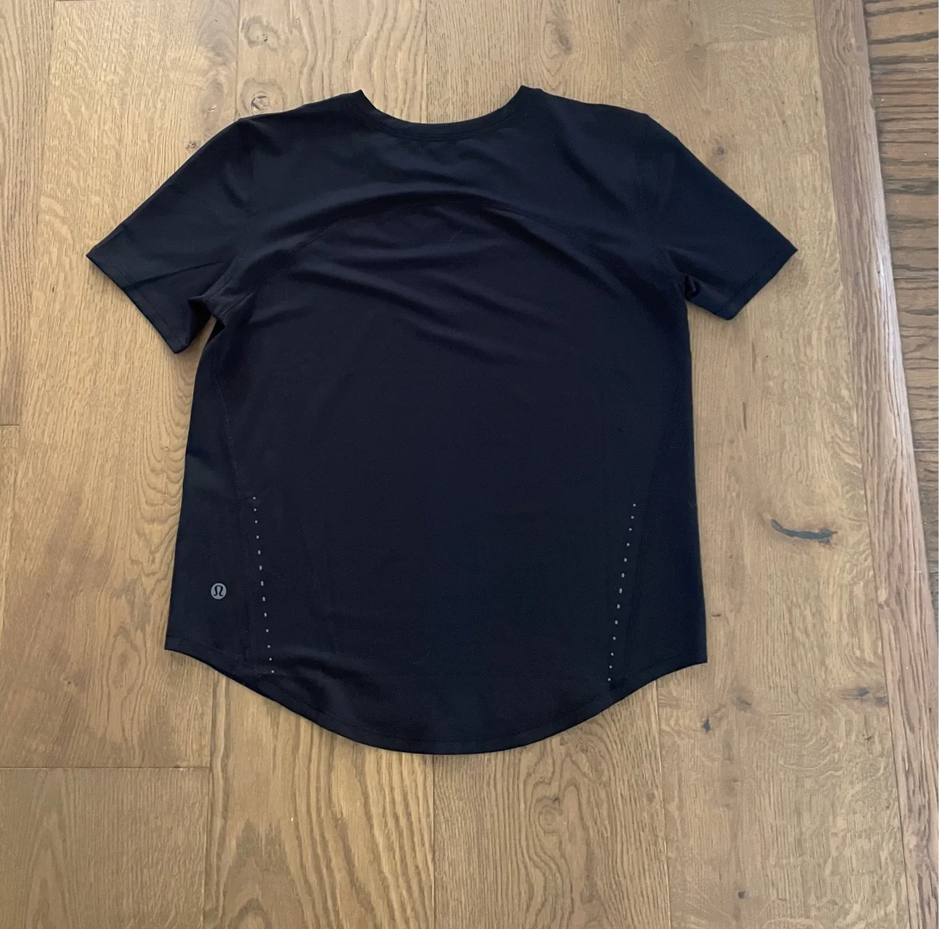 Lululemon Mesh Panelled UV Protection Running Shirt - Image 2