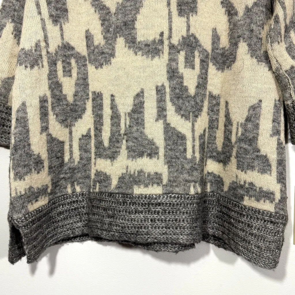 Chico’s Cowl Neck Gray Cream Sweater - Image 10