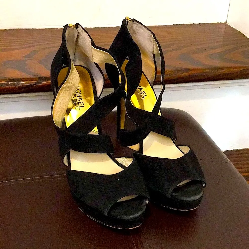 MK MICHAEL KORS Black Suede Peep Toe Gold Zipper Back High Heel Shoes Sz 8-1/2 - Image 5