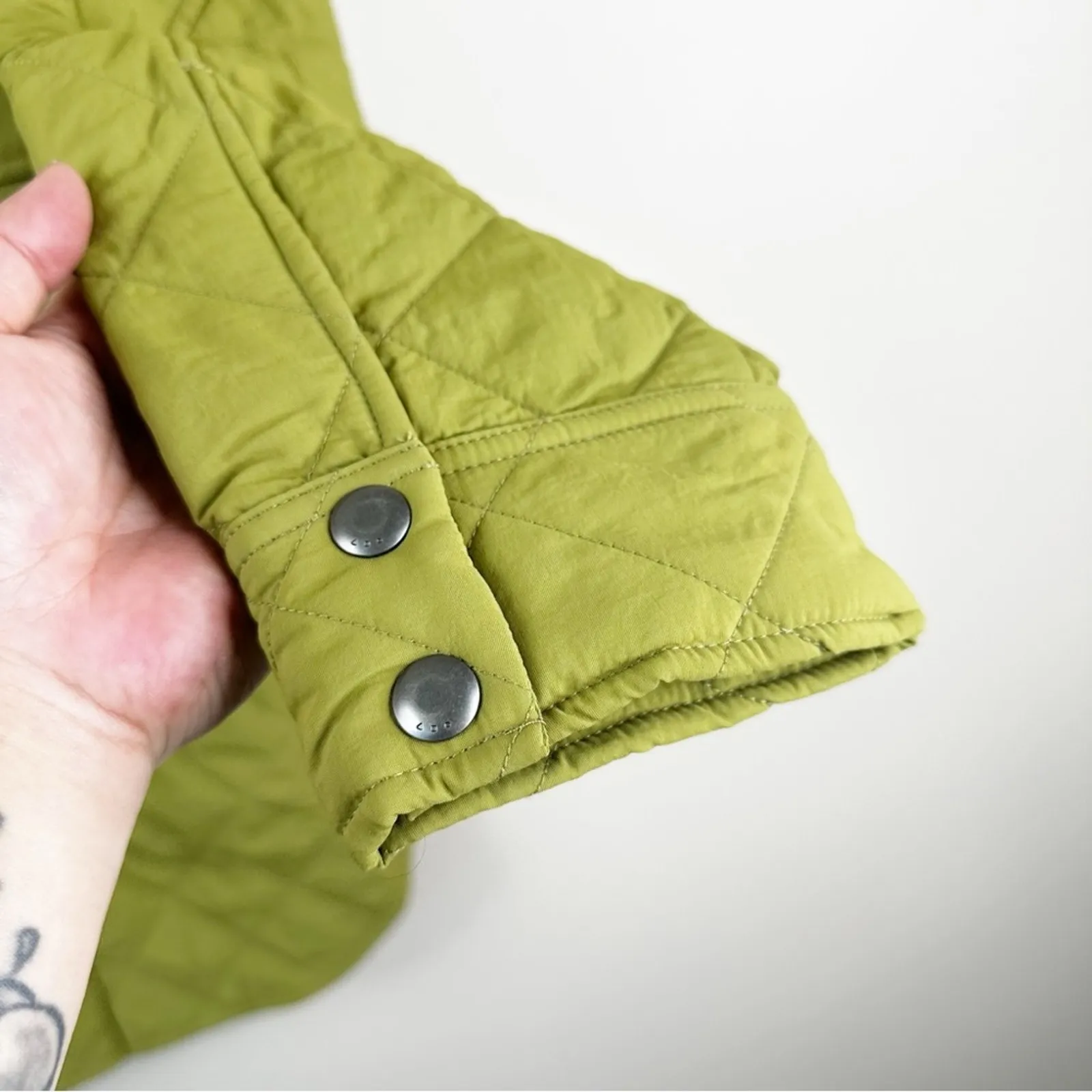 AYR The Big Mood Jacket in Celery Juice Womens XS Green Quilted Button Up Coat - Image 6