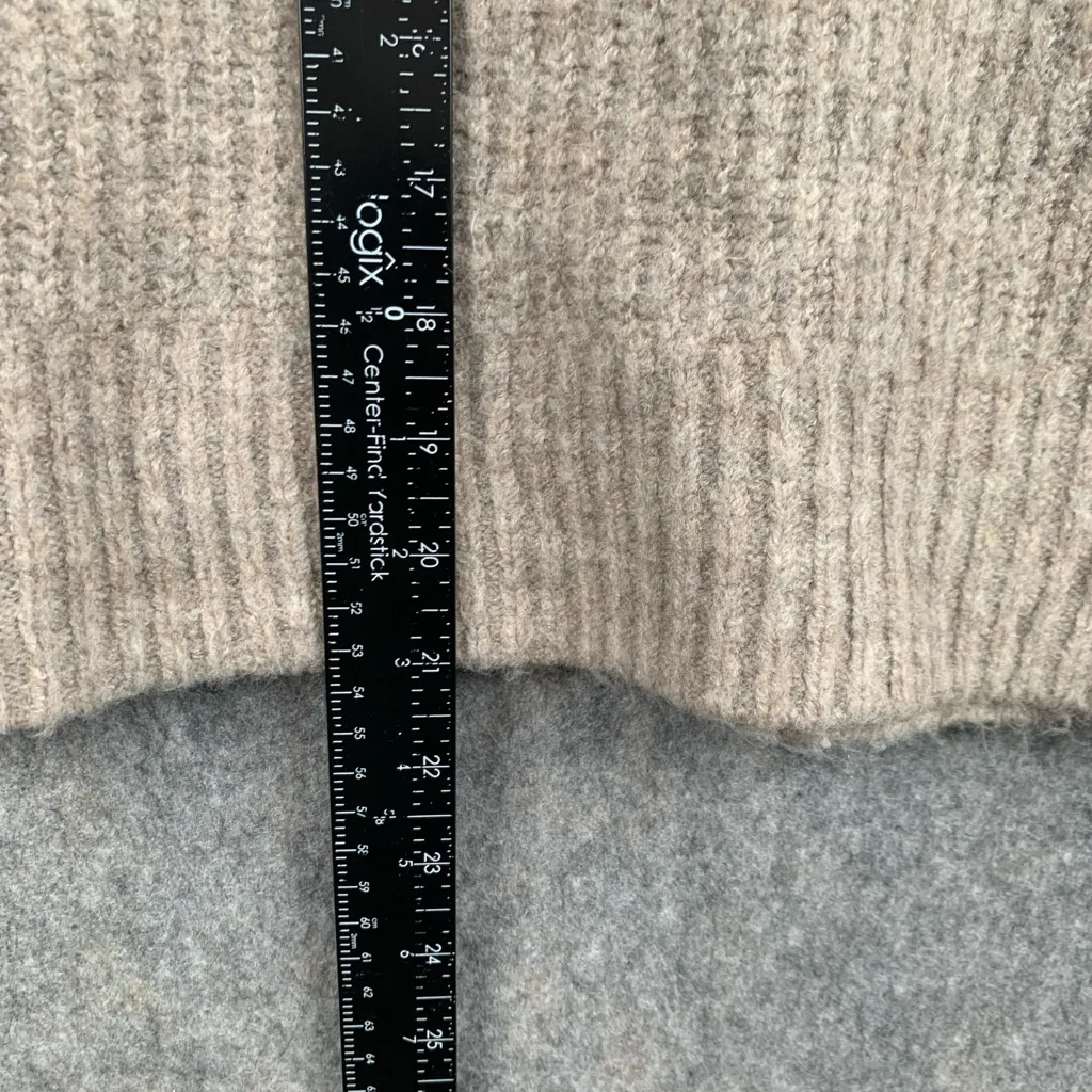 Express Women’s Size Small Crotchet Neutral Fall sweater‎ - Image 6