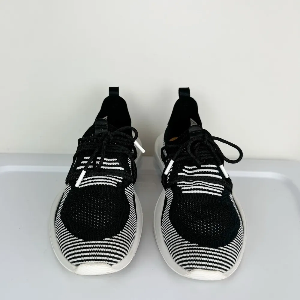 Sorel Explorer Sneakers Defy Low Sz 8.5 Black White Knit Upper Lace Up - Image 6