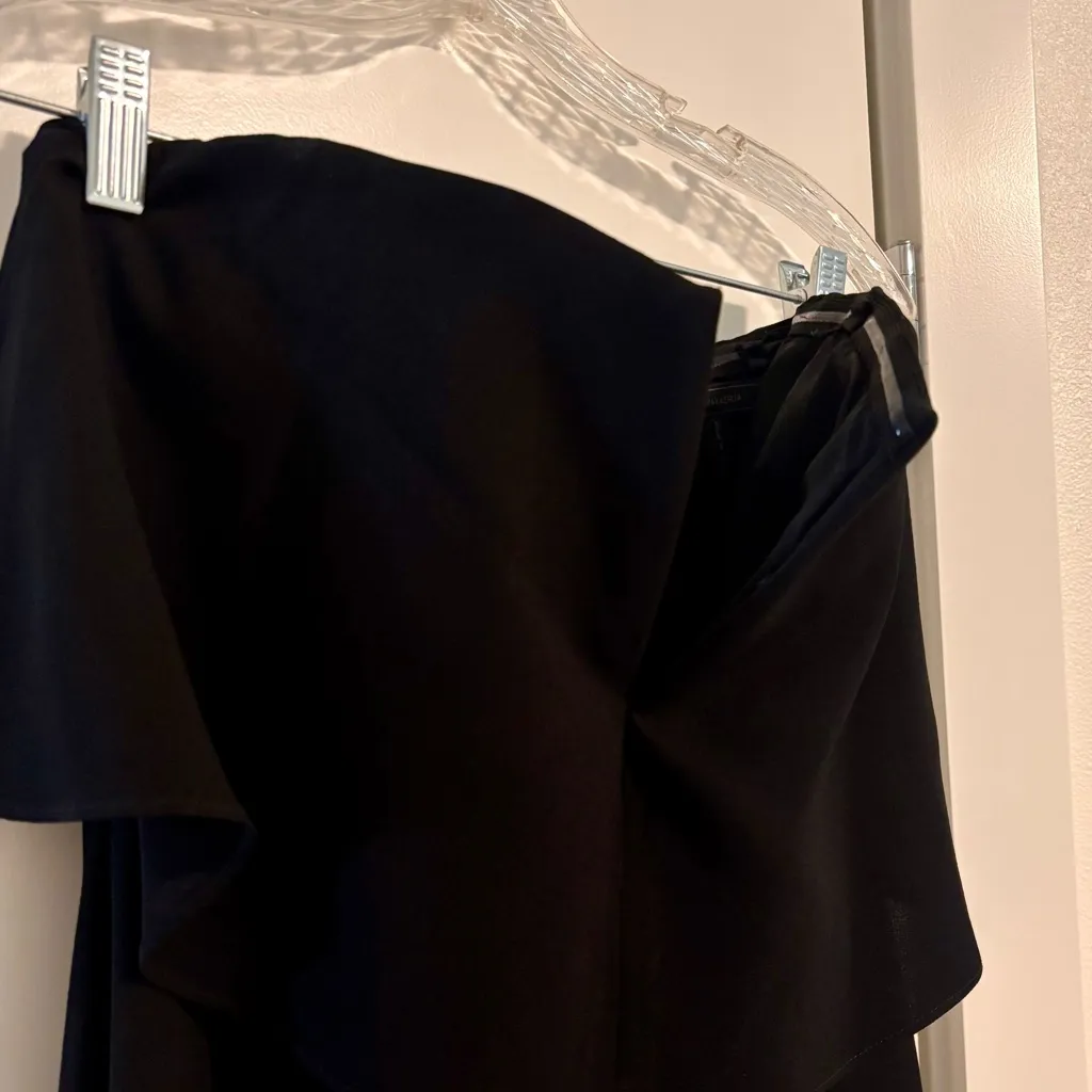 BCBGMaxAzria Strapless Black Gown - Image 6