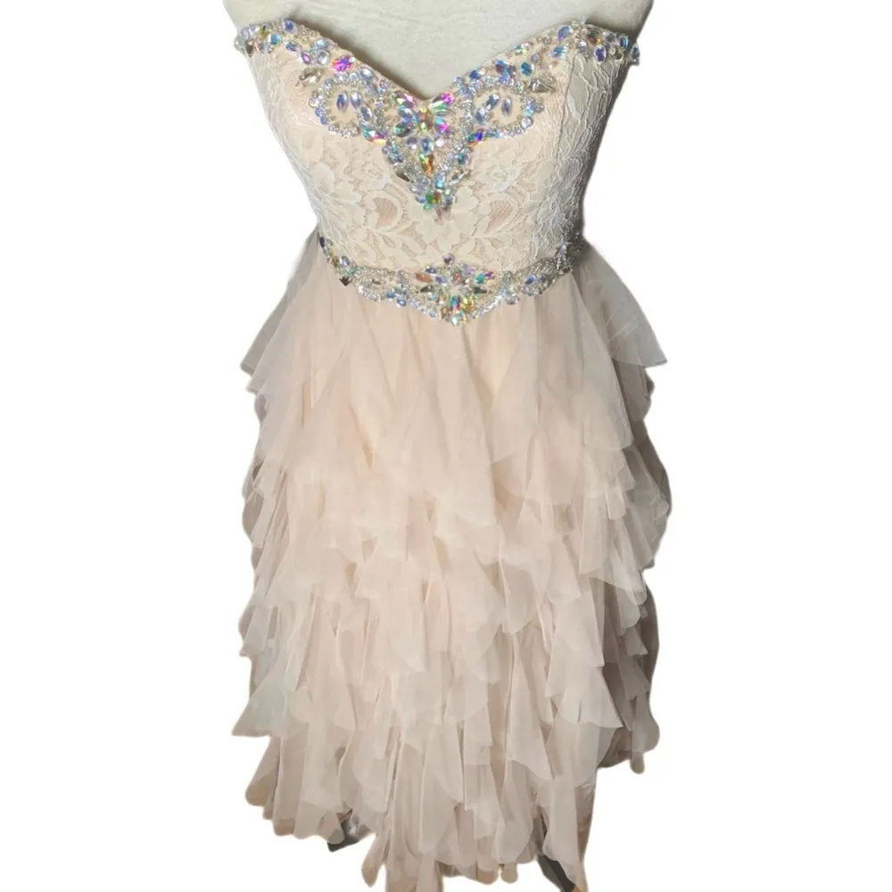 Masquerade Sweetheart Tulle Ruffle Tiered Formal Prom Dress Corset in Champagne - Image 6