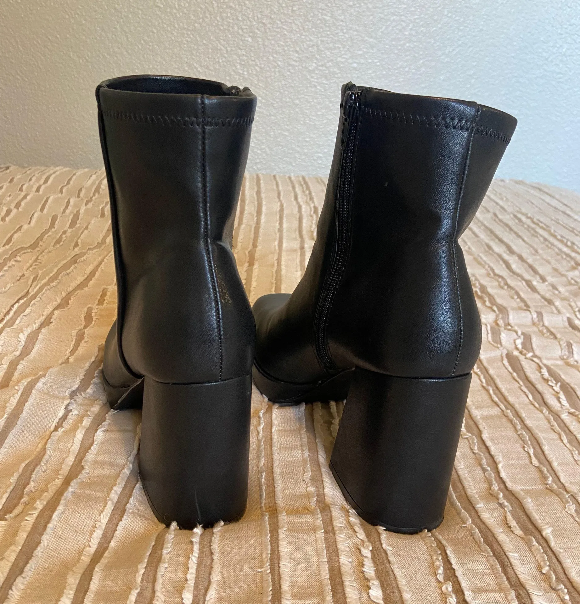 Steve Madden Kaleb Boots - Image 3