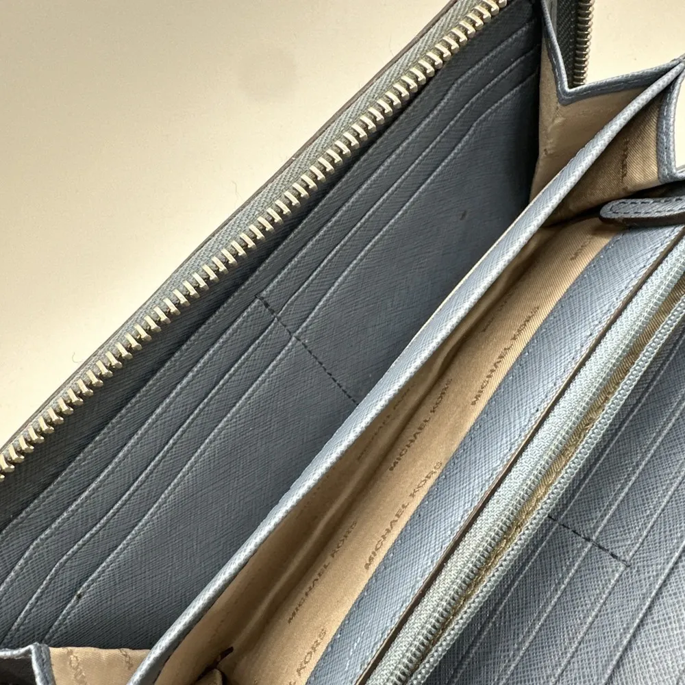 Michael Kors Mercer Leather Continental Wallet - Blue EUC - Image 10
