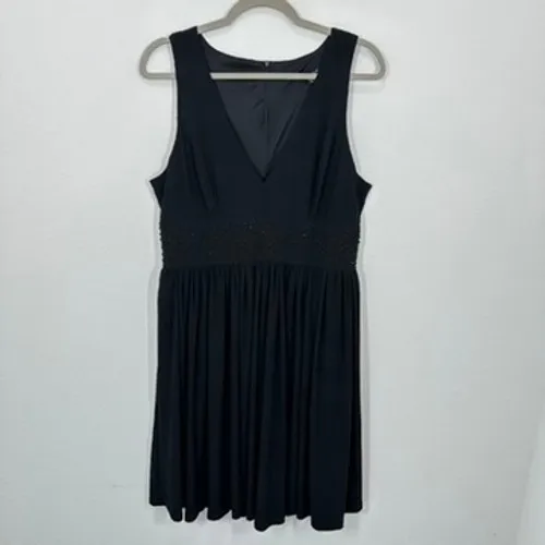 Marina Black Beaded Waist V Neck Sleeveless Fit Flare Dress Women's Size Large - Image 2