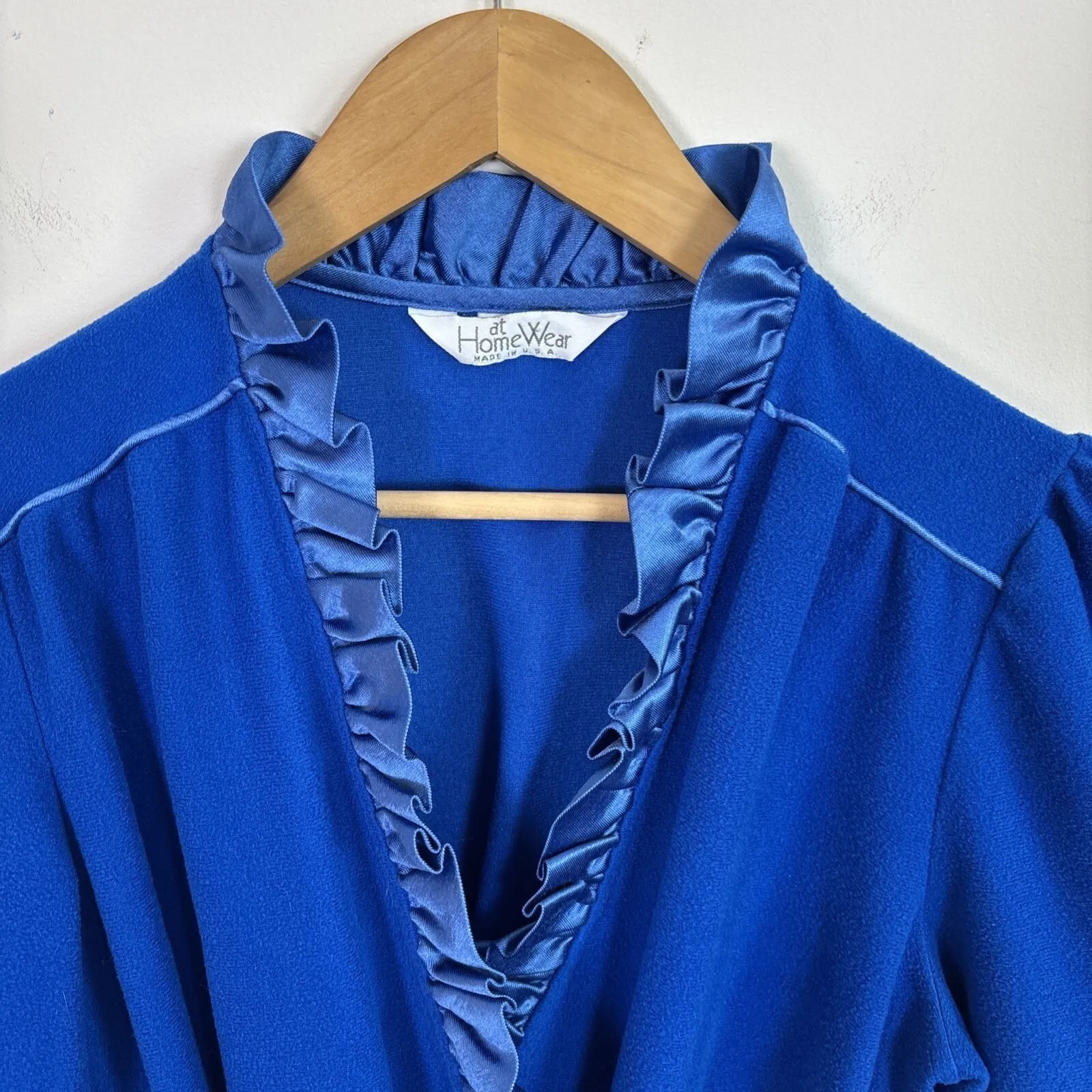 Vtg Sears At Home Wear Robe Womens Sz M Royal Blue Ruffle Trim Long Size M - Image 3