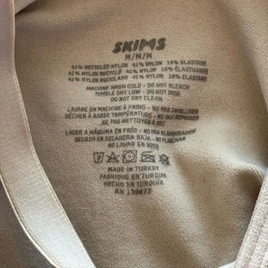 Skims Seamless Sculpt Thong Bodysuit Clay Size Medium - Image 9