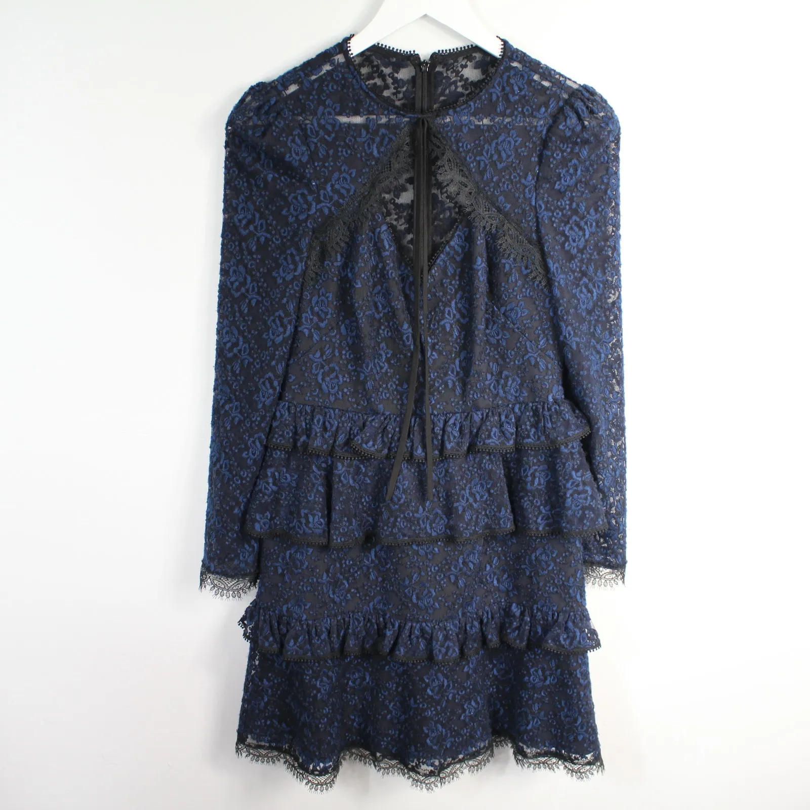 ML Monique Lhuillier Black & Blue Tie-Neck Lace Long Sleeve Ruffled Dress - Image 5