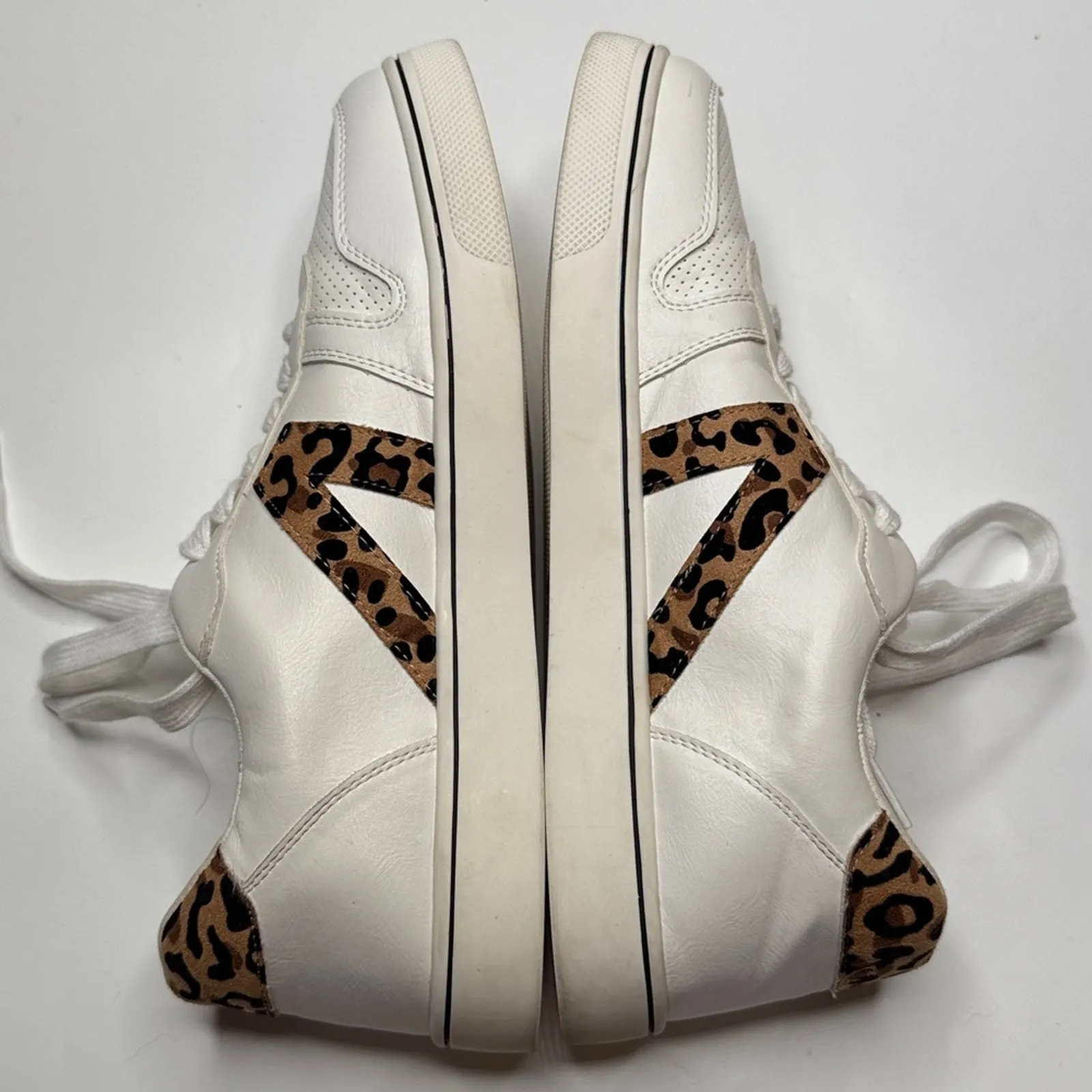 Mia Low Top Alisa Sneakers Panther/White Shoes S-391 Sz 9.5 - Image 4