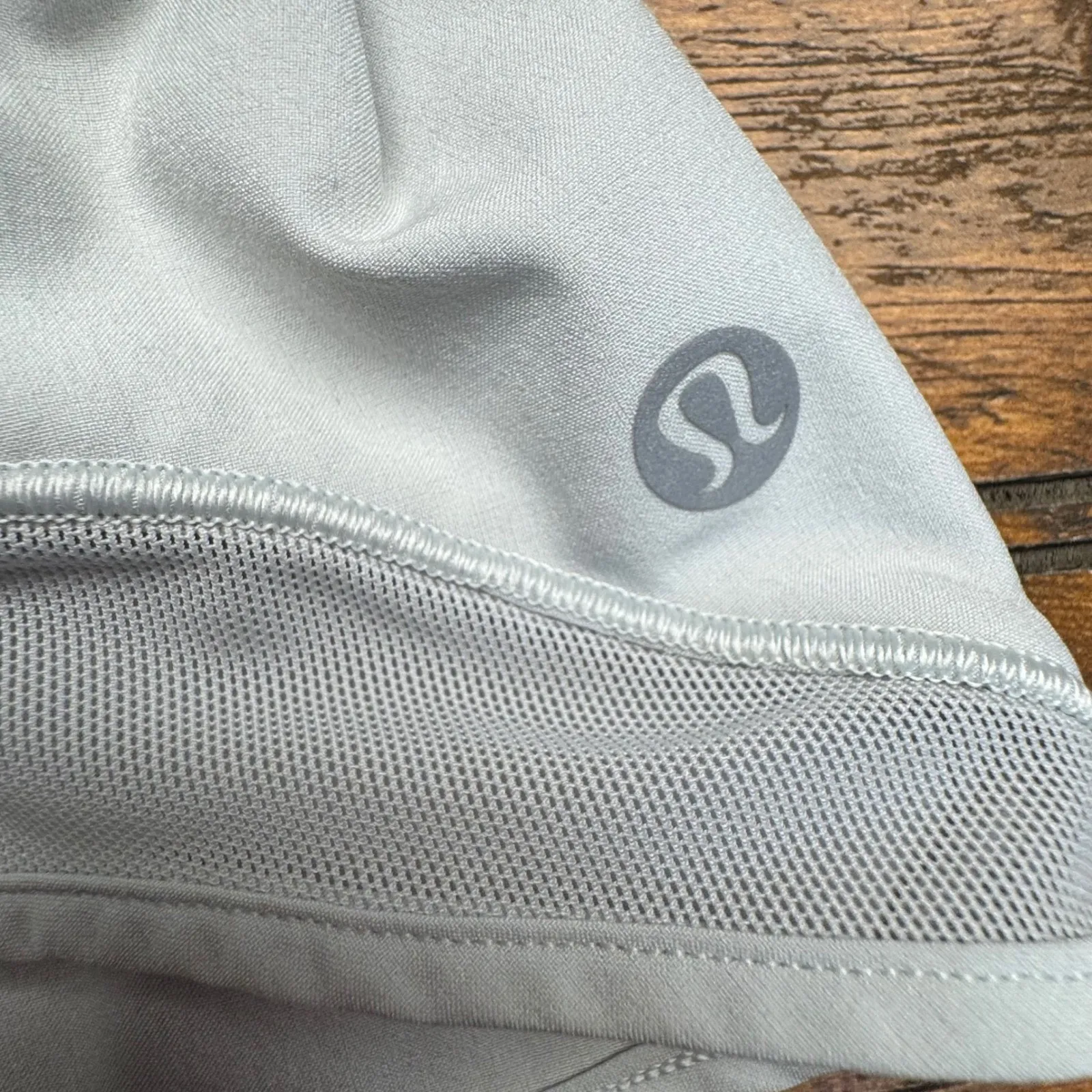 Lululemon  speed up Shorts Women Size 4 Light Grey Athletic Workout - Image 2
