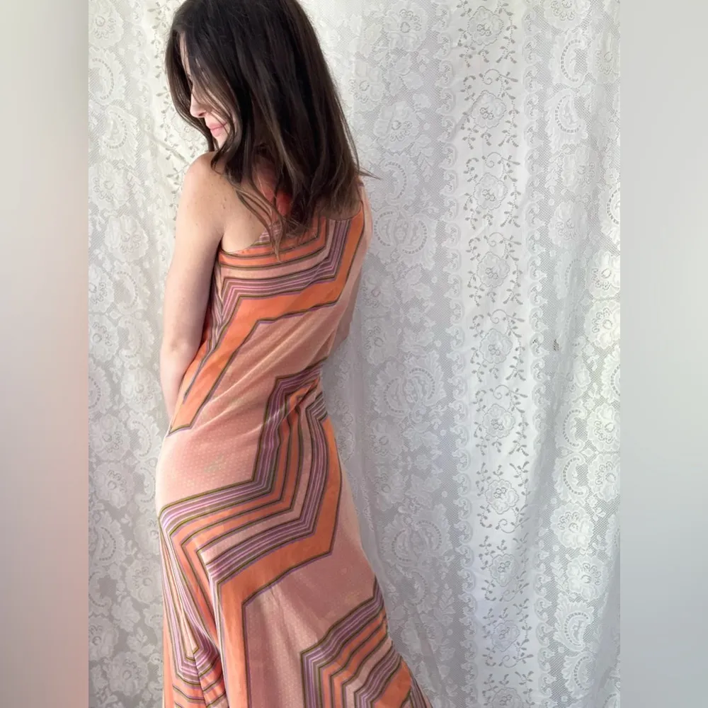 Vintage 90s Tangerine & Red Reversible Floral + Geometric Mesh Maxi Dress - Image 4