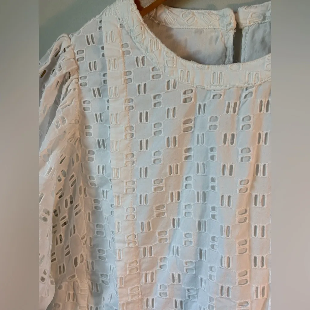 Elizabeth amd James White Eyelet Puff Sleeves Top Coquette Boho Scandi Medium - Image 7