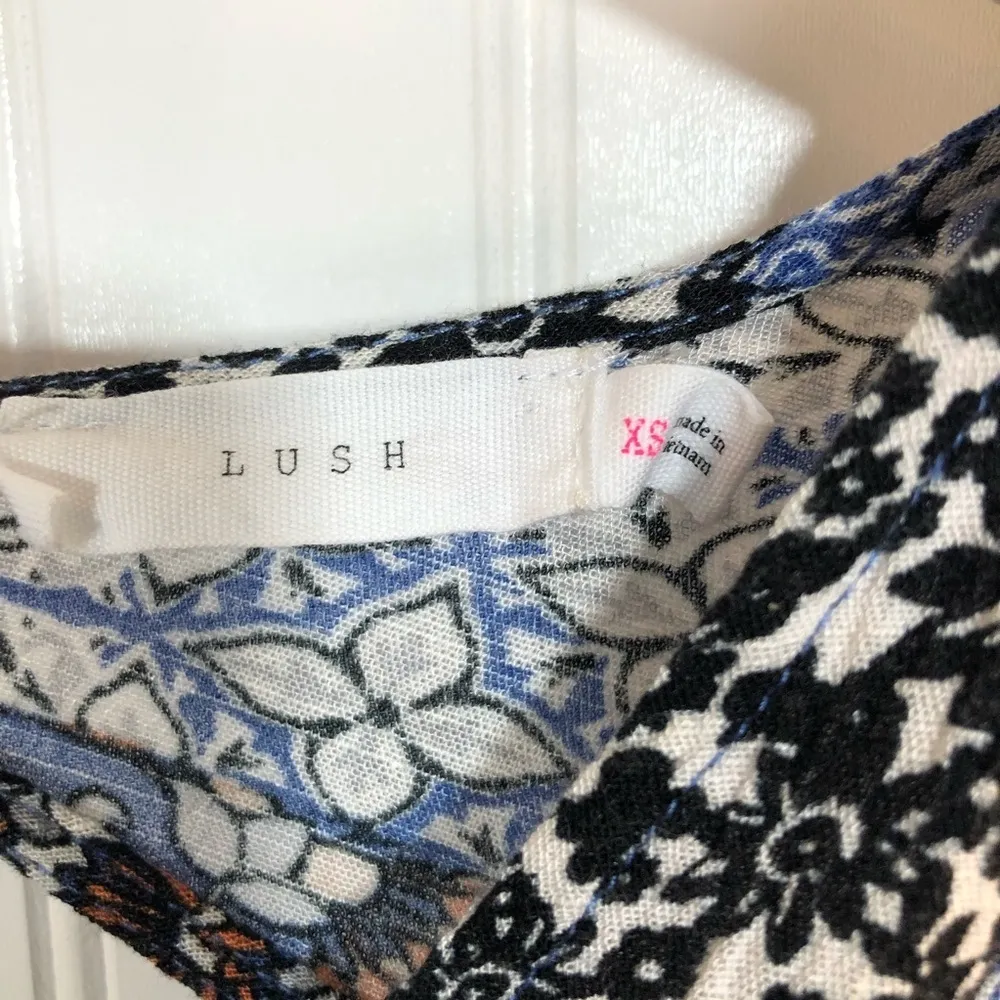 Lush Juniors Whitney Bell Sleeve Shift Dress Sz XS - Image 12