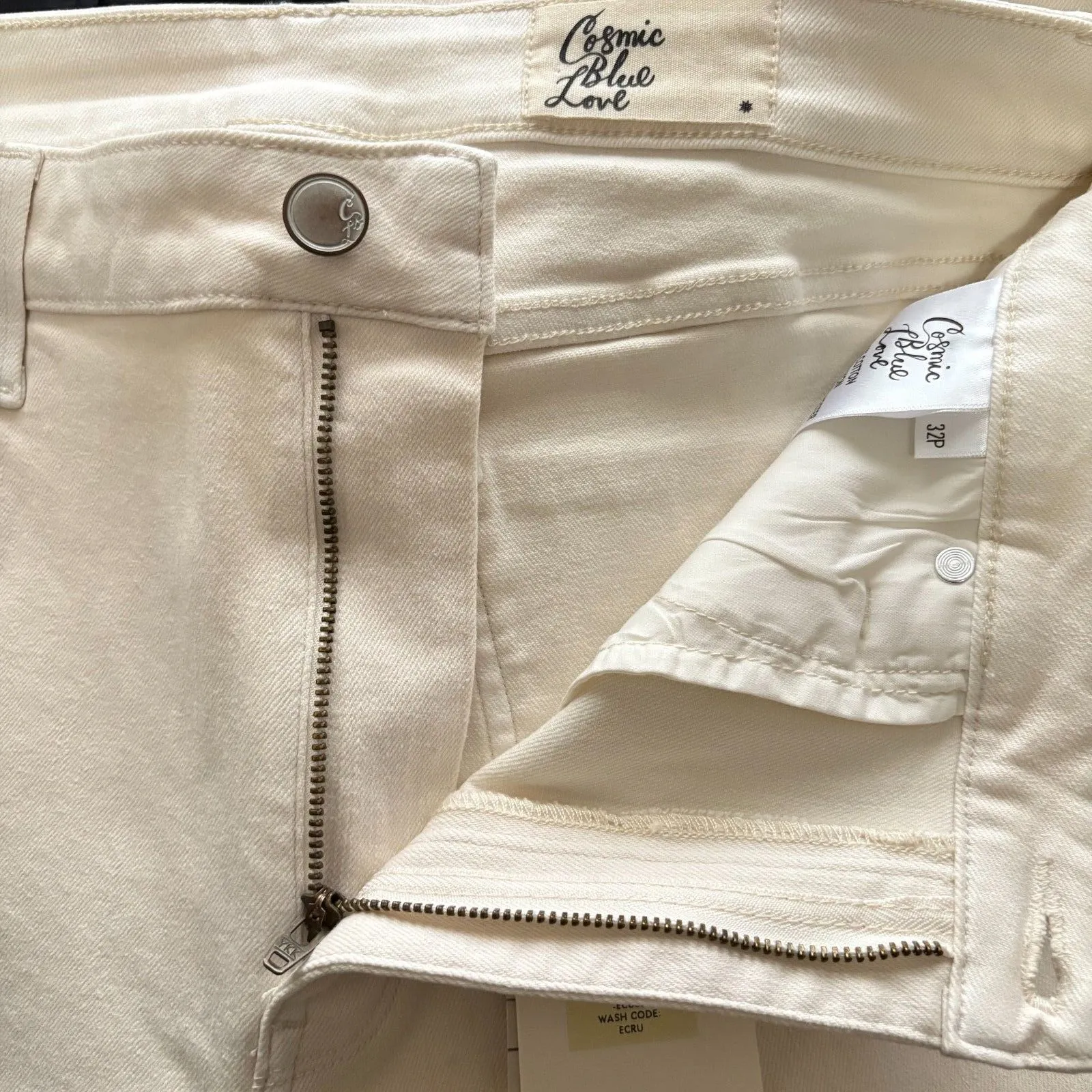 NWT Cosmic Blue Love Heilyn Jeans High Rise Bootcut Cream Stretch Denim Size 32P - Image 6