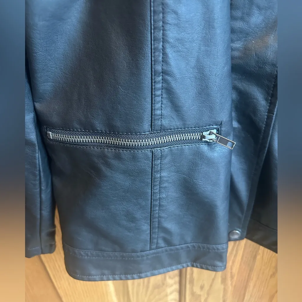 Simply Noelle Faux Leather Jacket Black Moto Sz XXL Sz XL Ribbed Sweater Collar - Image 3