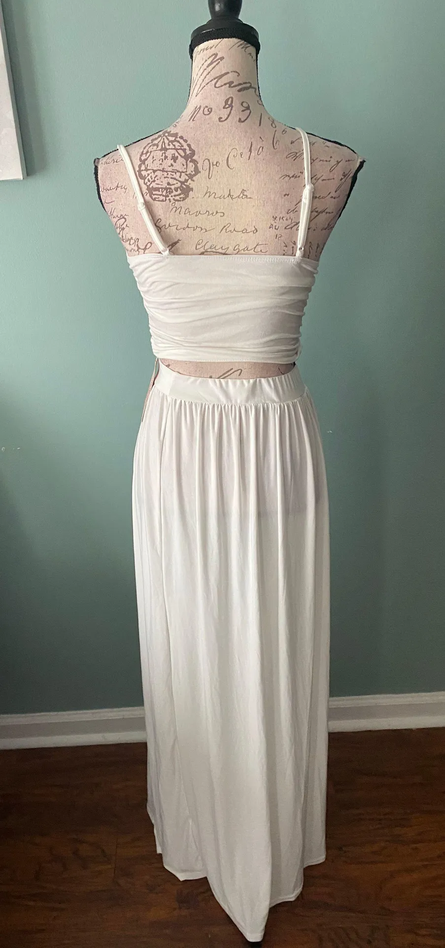 White Two Piece Crop Top Dress Size XS - Image 3