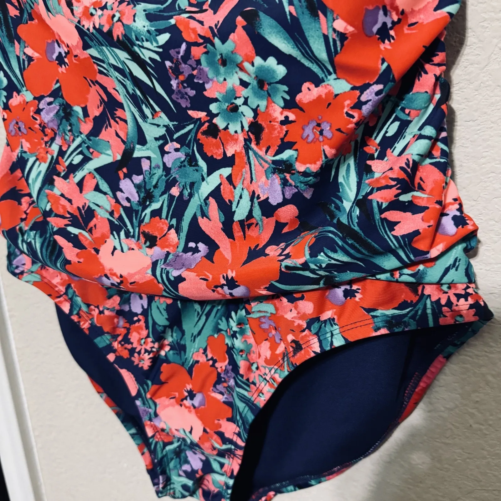 Catalina Swimsuit Size L 12-14 Tropical Floral One Piece Tie neck slimming retro - Image 3