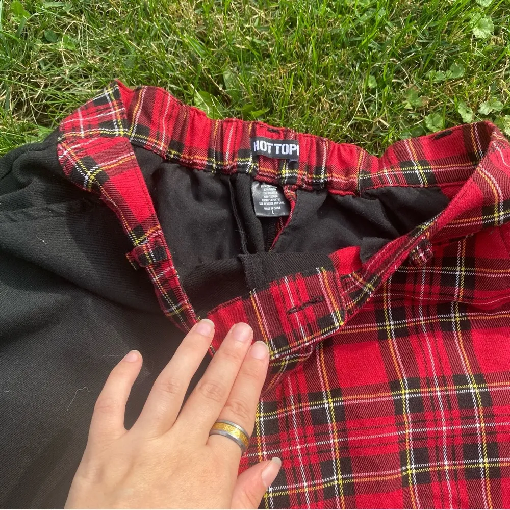 HT Split Plaid Shorts - Image 3