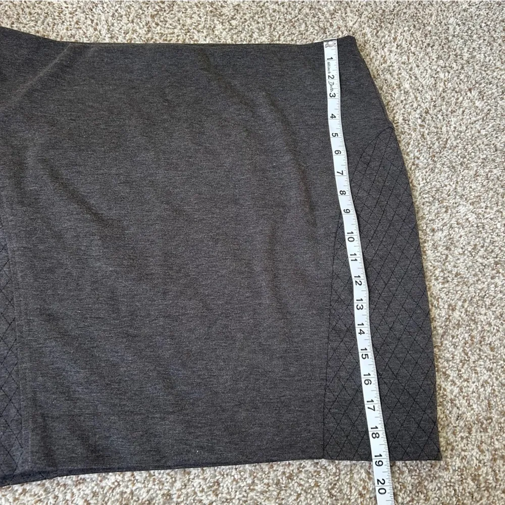 🦋Simply Vera Vera Wang Charcoal Pencil Skirt Office Formal Stretch Neutral Large - Image 5