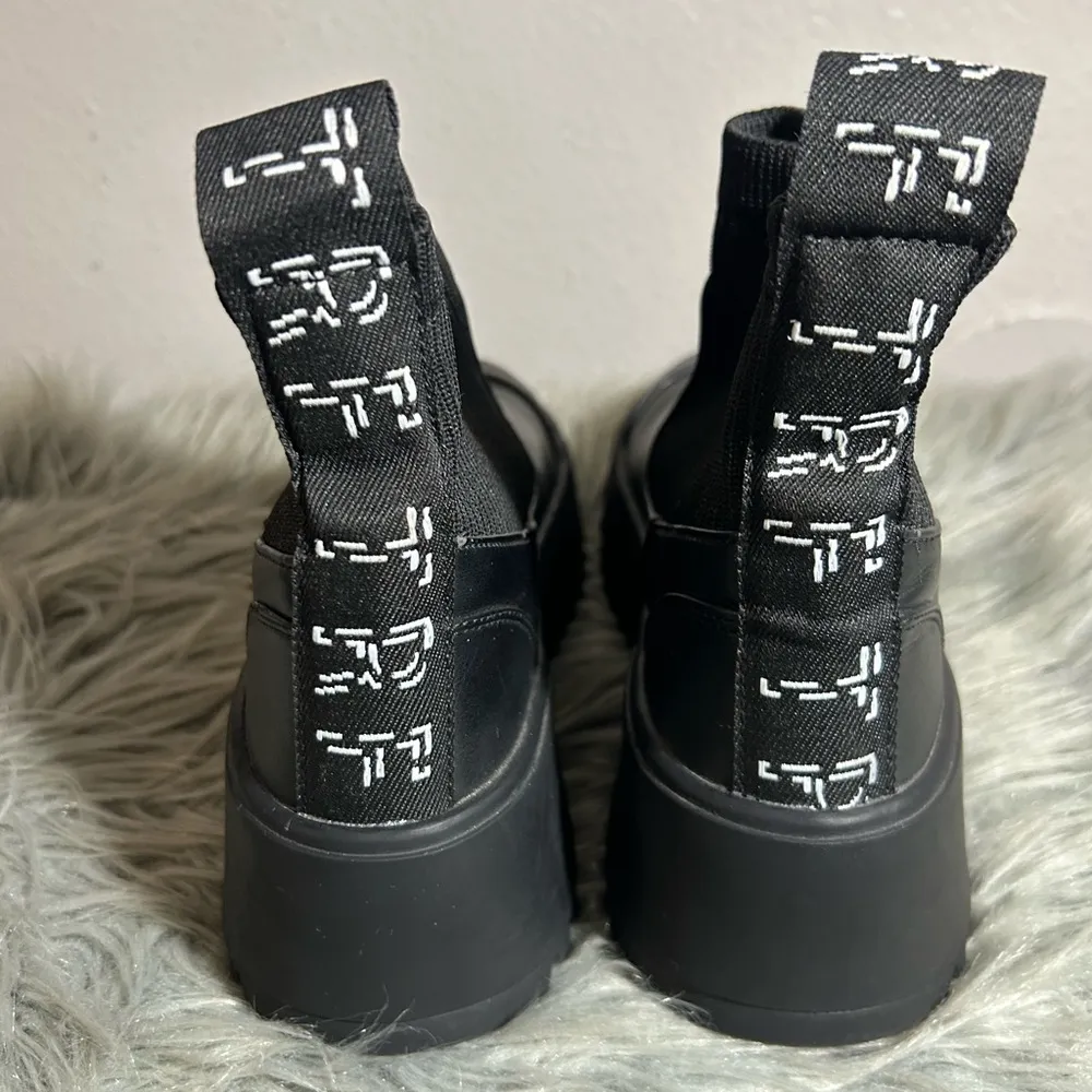 Zara Chucky Platform Sock Ankle Boots With Lug Soles Black Boots Size EU36/ US - Image 6