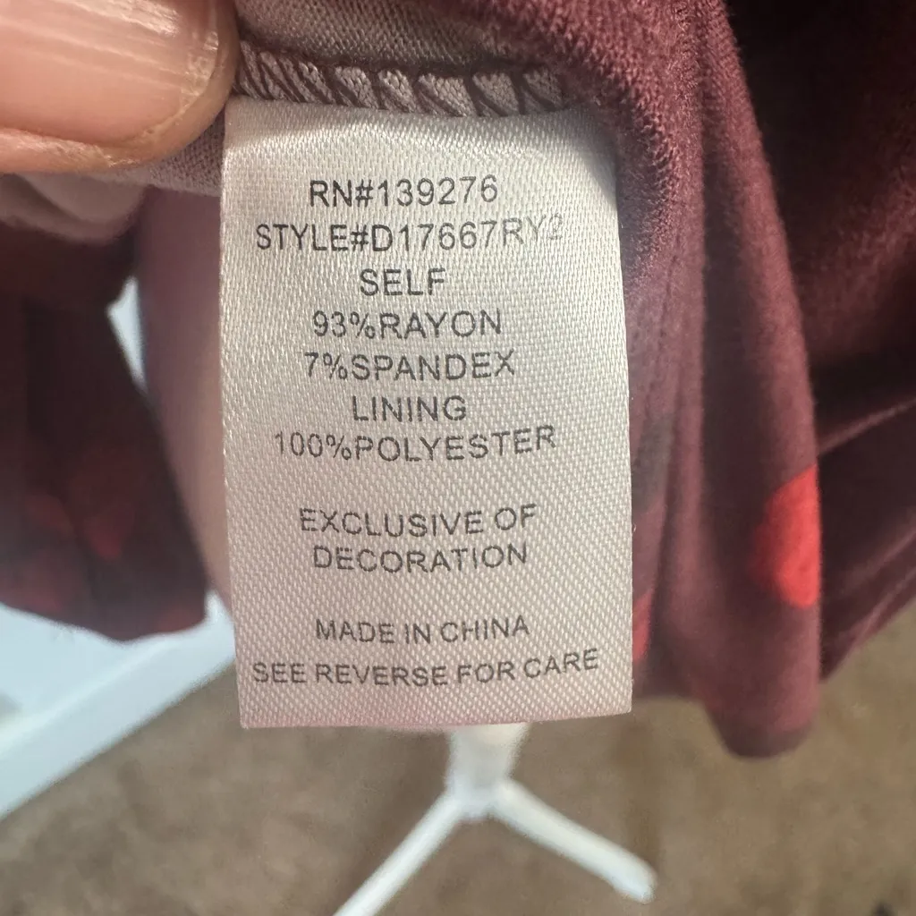 Daniel Rainn Burgundy Floral Blouse round neck long sleeve M relaxed fit flowy - Image 5