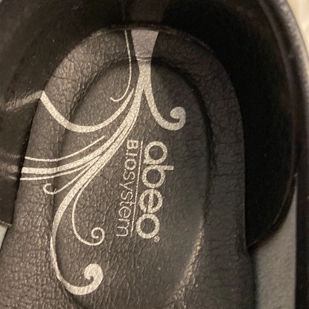 ABEO Bio System Slip Resistant Clogs leather upper so beautiful size 8 - Image 2